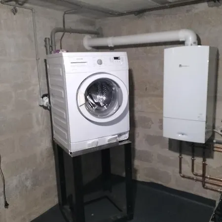 Maison 2 Chambres Sur Sous-sol *